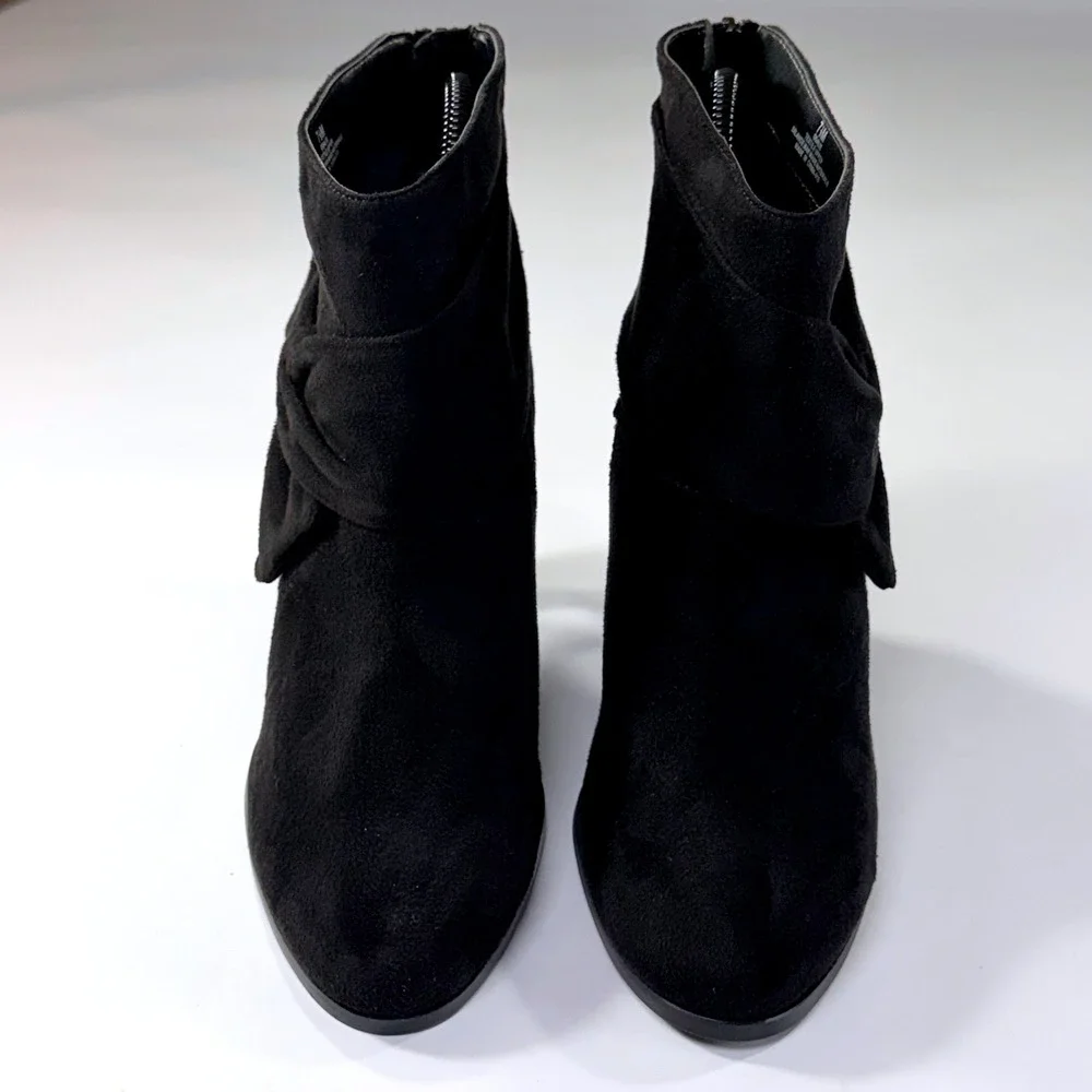 NEW Coach‎ and Four Odalis Boot Womens 7.5 Black Suede Ankle Bow Zipper Coquette